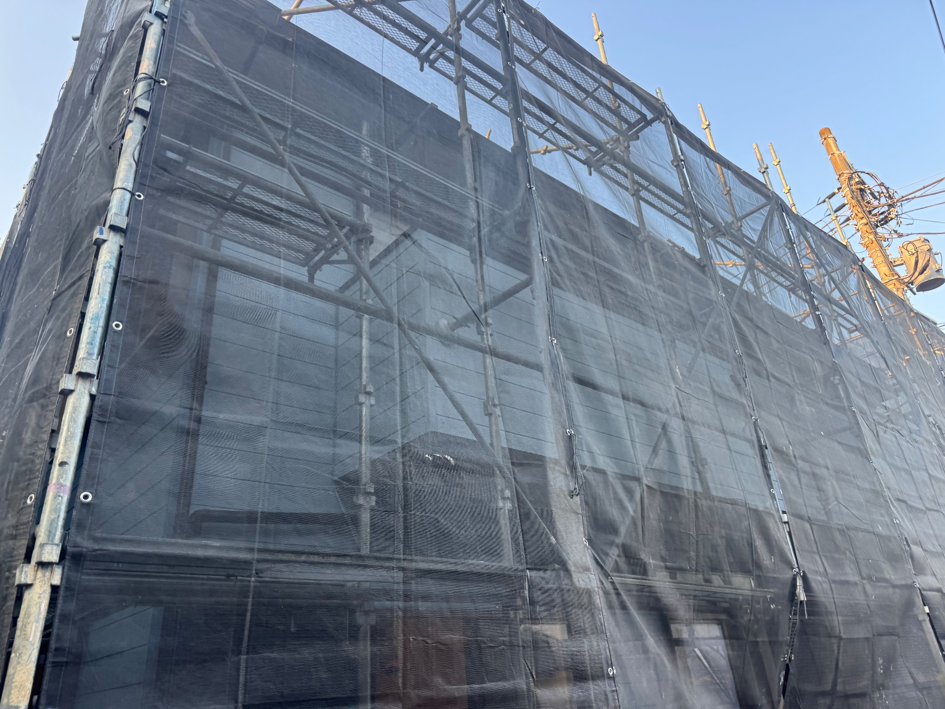 【足場】藤沢市大鋸にて仮設工事